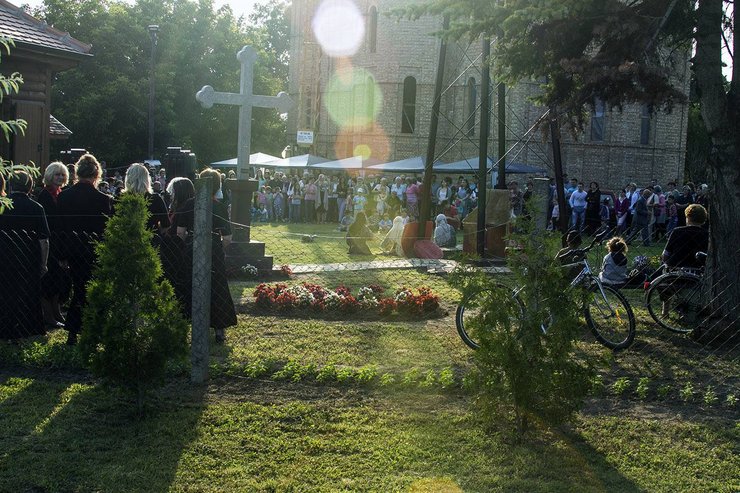 црква Светог кнеза Лазара, Шид